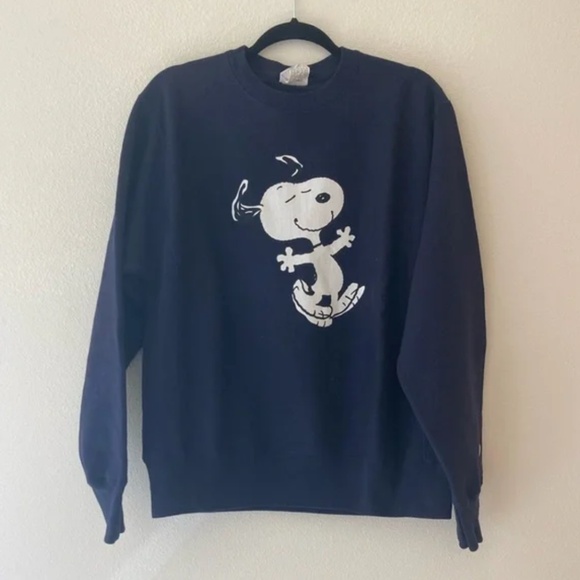 Champion Tops - Snoopy Peanuts Champion Navy Blue Reverse Weave Crew Neck Sweatshirt L RARE